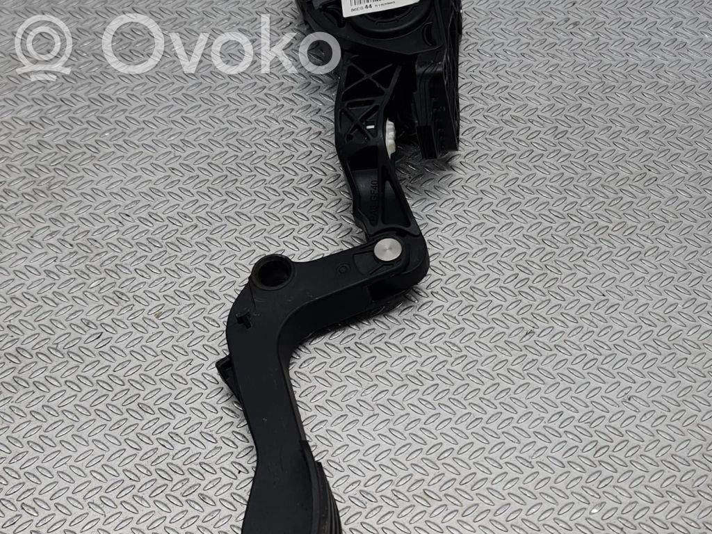 Peugeot Expert Akceleratoriaus pedalas 