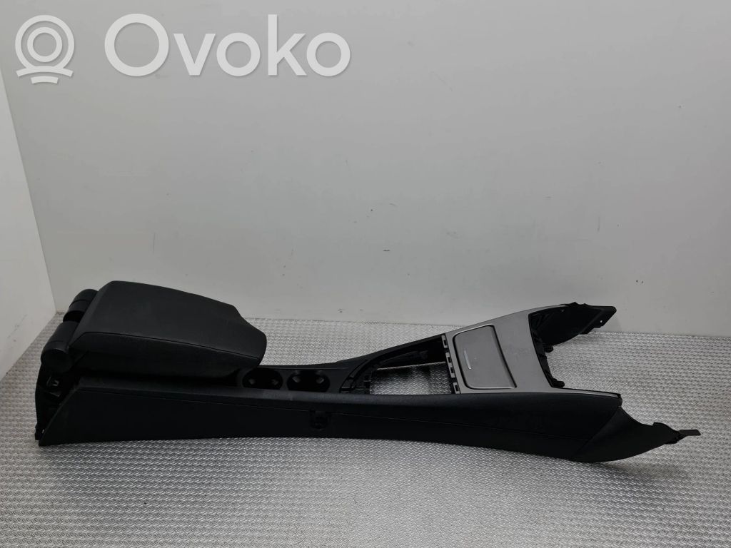 Armrest   9110501