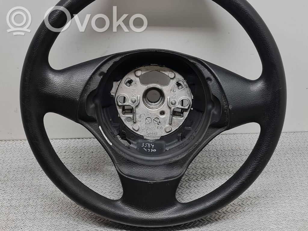 Steering wheel   6763076,61644000B