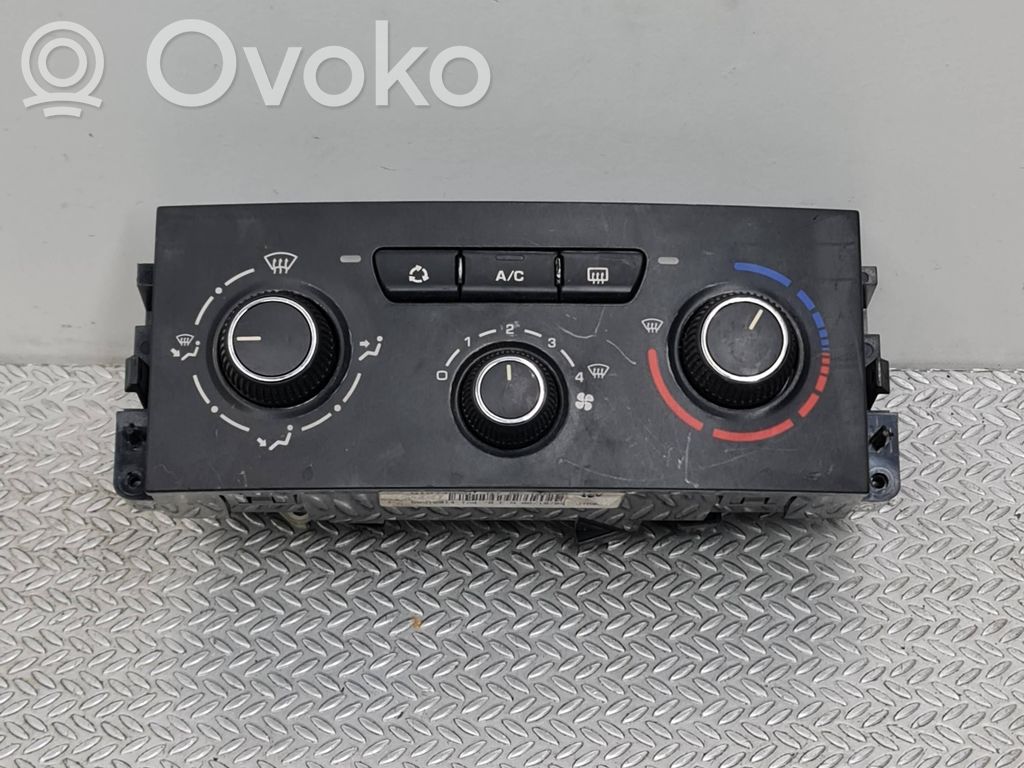 Peugeot 207 Climate control unit 