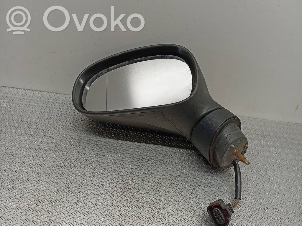 Seat Leon (1P) Front door electric wing mirror 