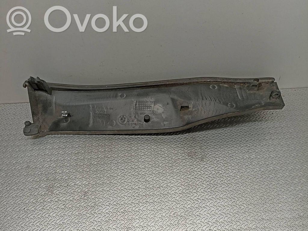 Muu moottoritilan osa   6925973,15677210