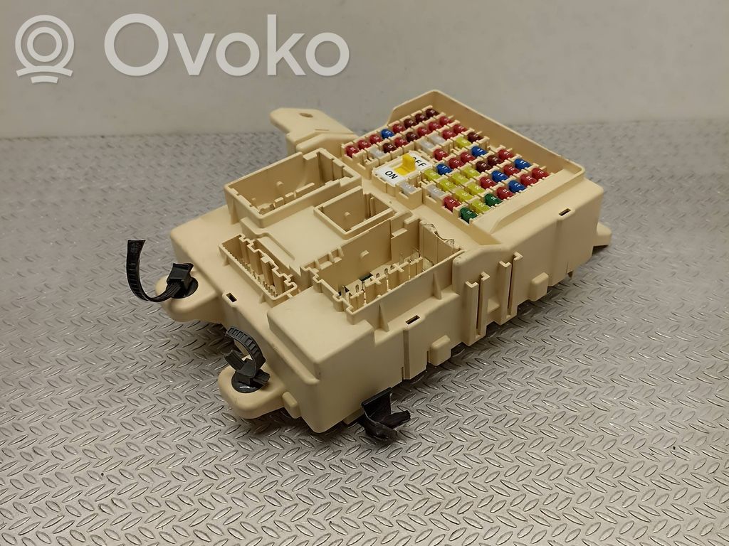Ramka / Moduł bezpieczników   91955D9580,D95801807110766,131871006