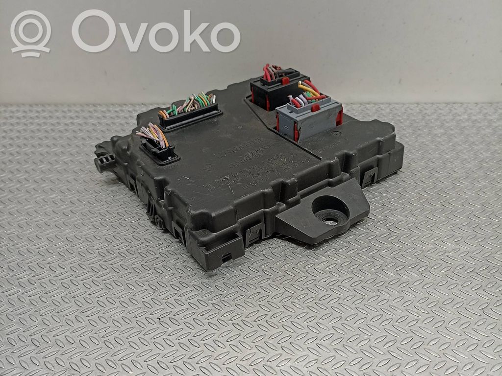 Renault Kangoo II Fuse module 