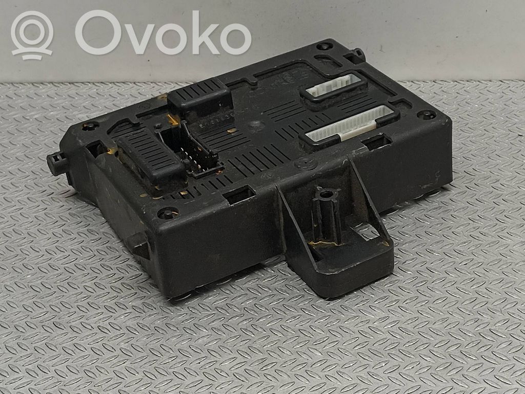Renault Clio III Comfort/convenience module 