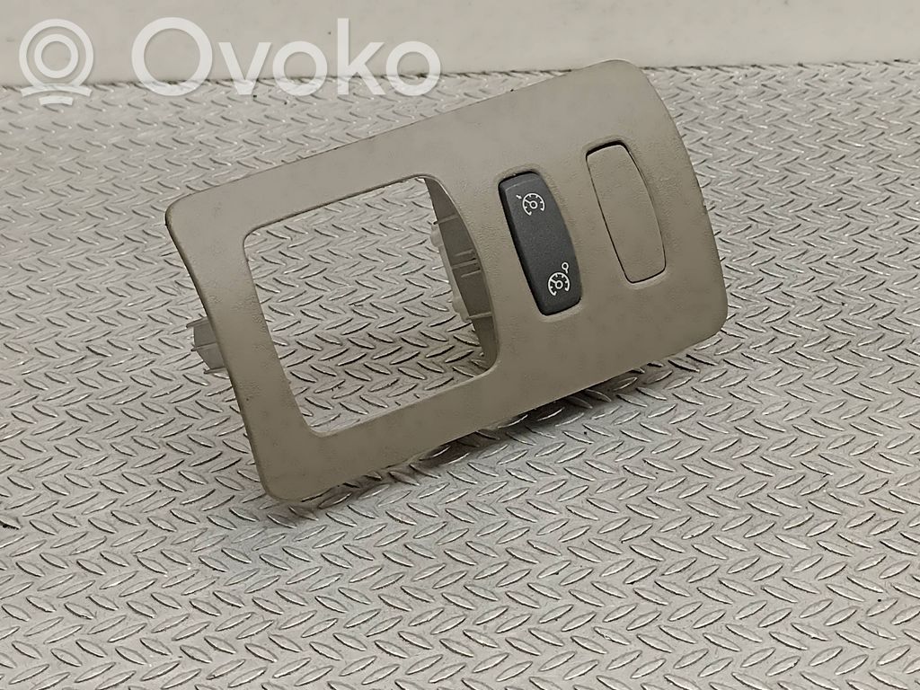 Renault Clio III Vakionopeussäätimen ohjauskytkin 