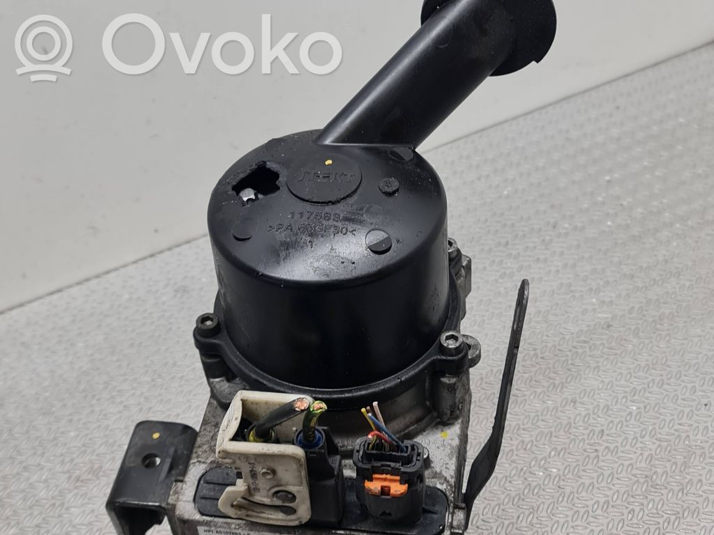 Peugeot Partner Power steering pump 