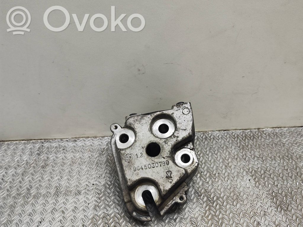 Engine mounting bracket   9645030780