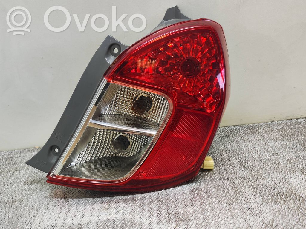 Suzuki Celerio Luz trasera/de freno 