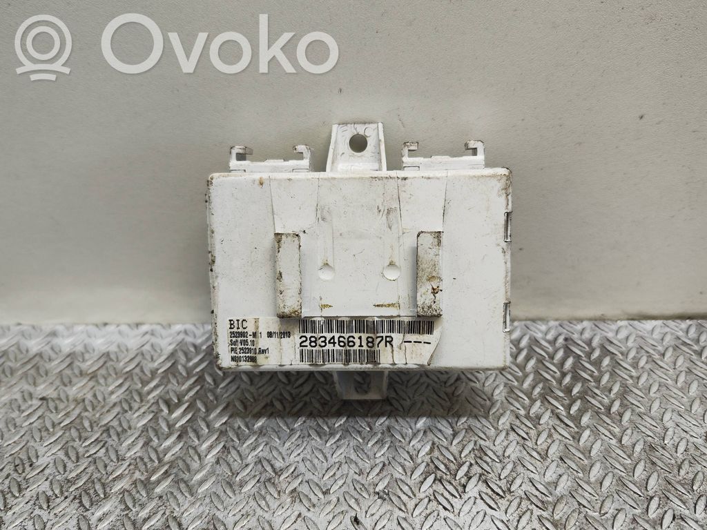 Renault Megane III GPS navigation control unit/module 
