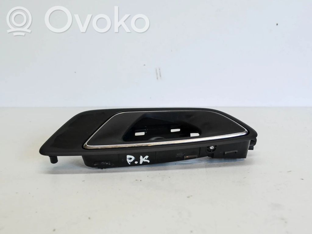 Seat Leon (5F) Front door interior handle 