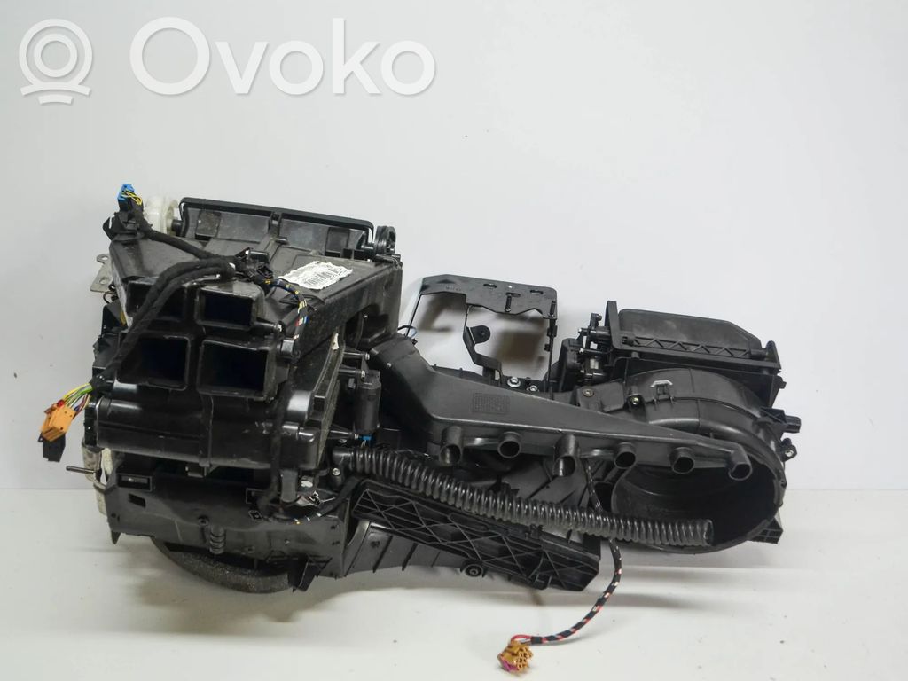 Skoda Octavia Mk2 (1Z) Scatola climatizzatore riscaldamento abitacolo assemblata 