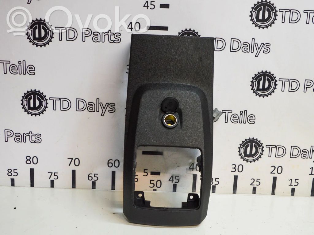 Ford Kuga II Otros repuestos del interior 