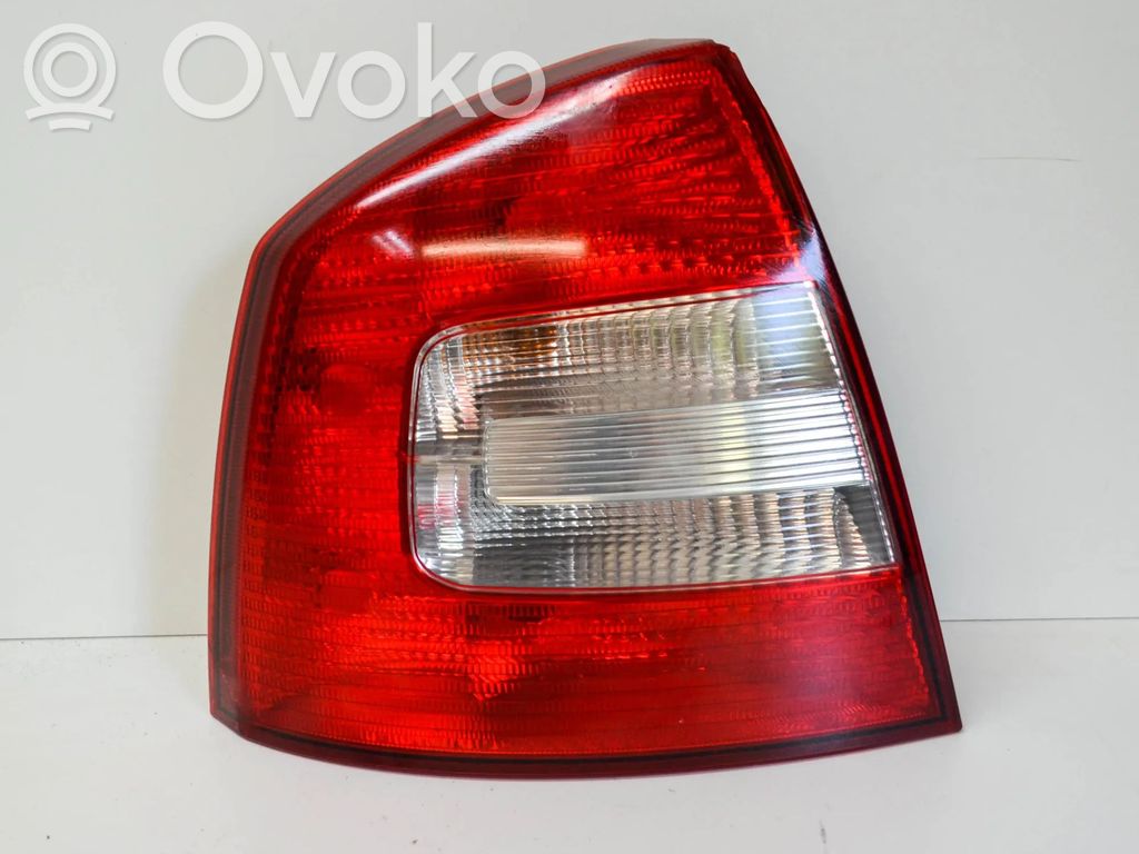 Skoda Octavia Mk2 (1Z) Lampa tylna 
