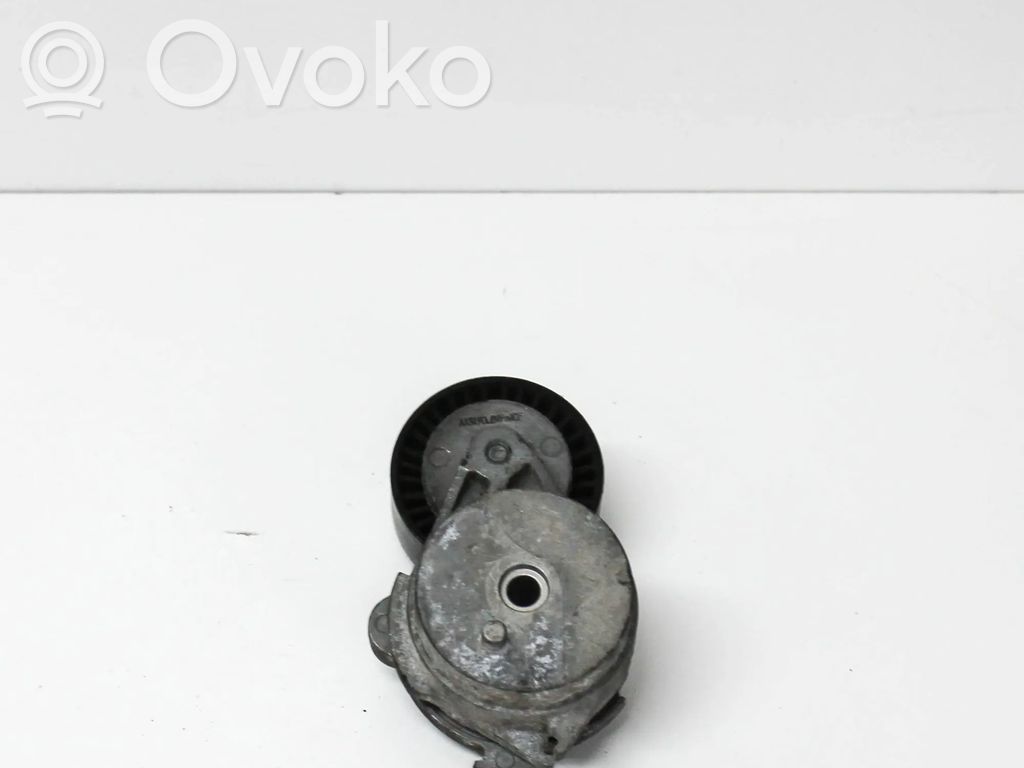 Audi A4 S4 B8 8K Kita variklio skyriaus detalė 
