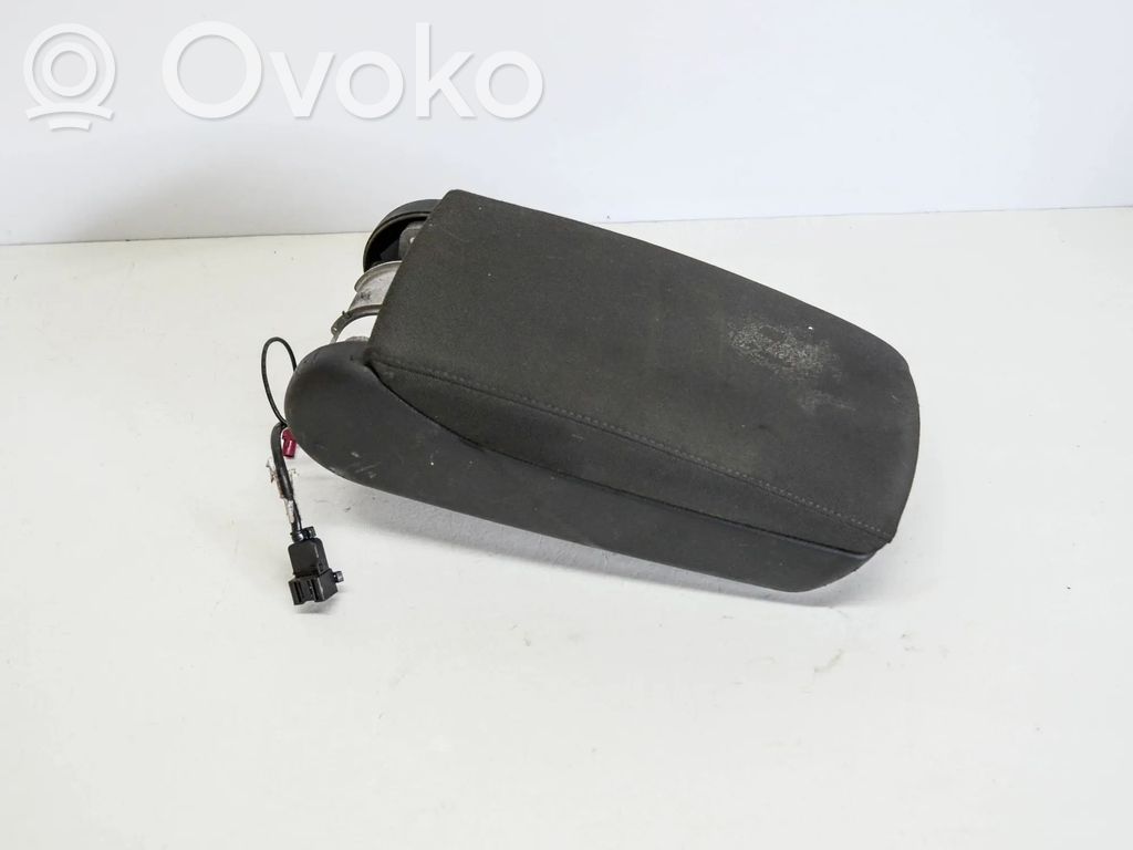 Podłokietnik tunelu środkowego   4F08641146,4F08641146