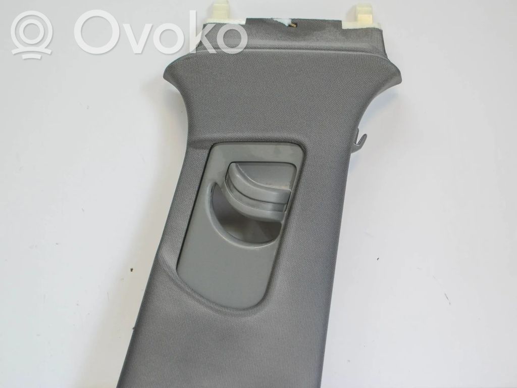 Audi A3 S3 8V Pilar (B) (superior) 
