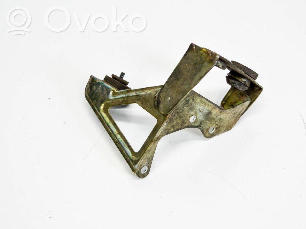 Inne części komory silnika   7L0614125