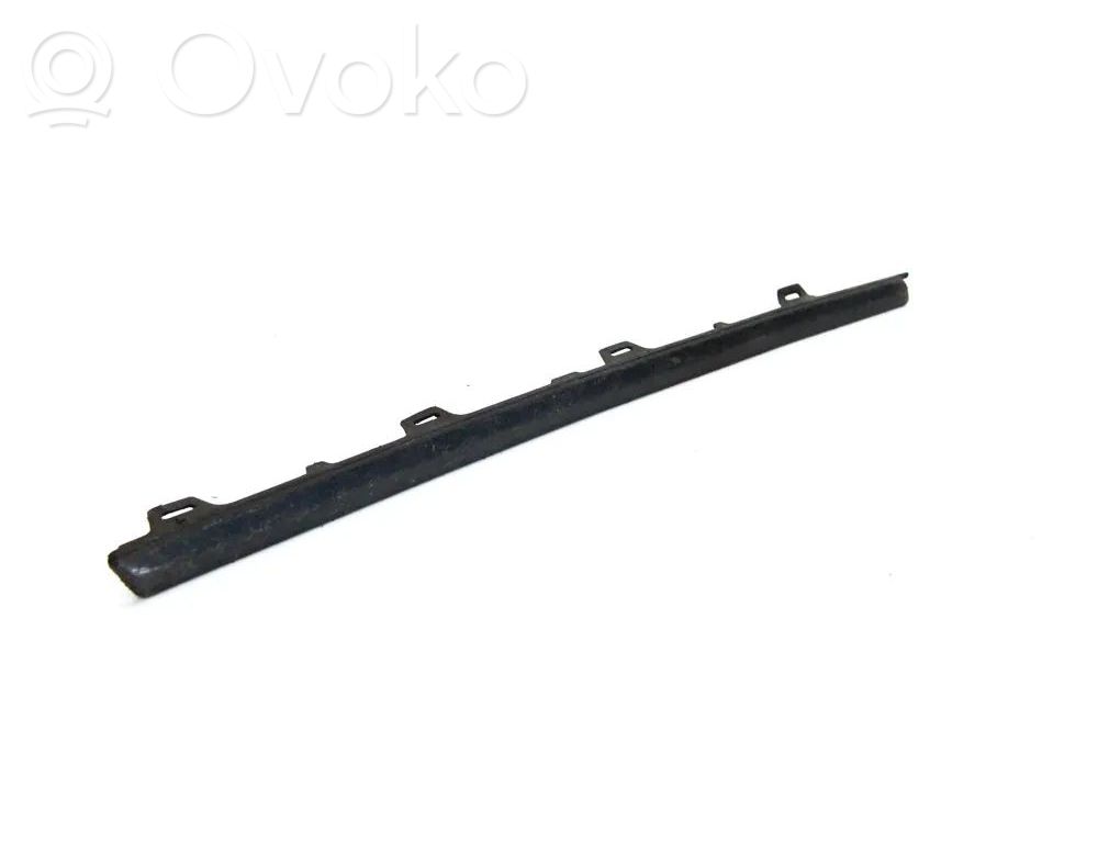Volkswagen PASSAT B6 Ornament bară spate 