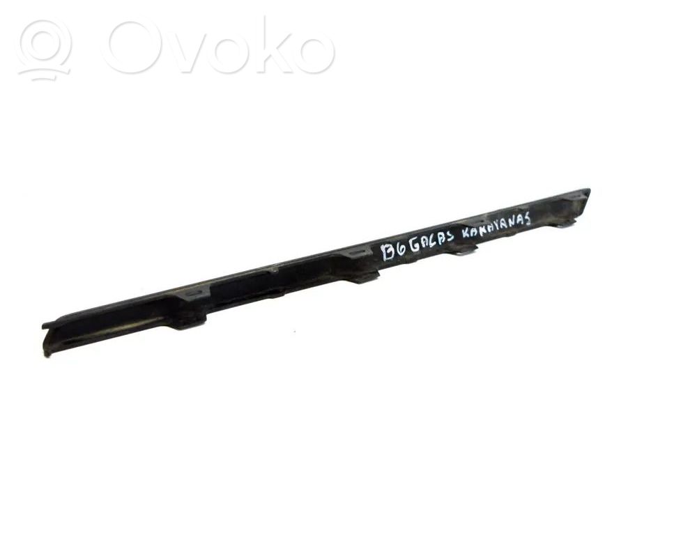 Volkswagen PASSAT B6 Ornament bară spate 
