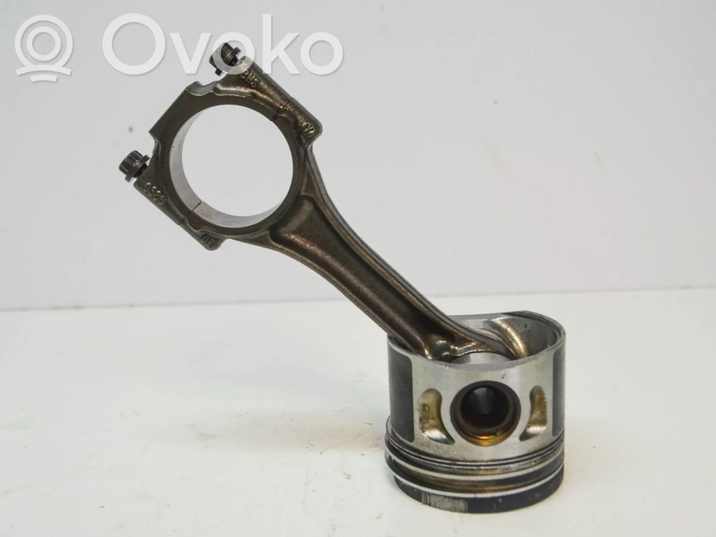 Volkswagen Touran I Piston 