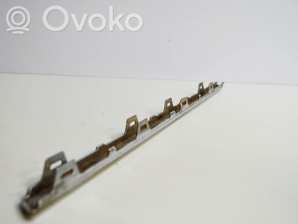 Volkswagen PASSAT B6 Ornament bară spate 