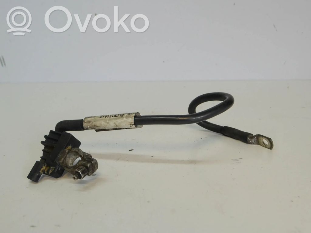 Volkswagen Jetta VI Minusinis laidas (akumuliatoriaus) 