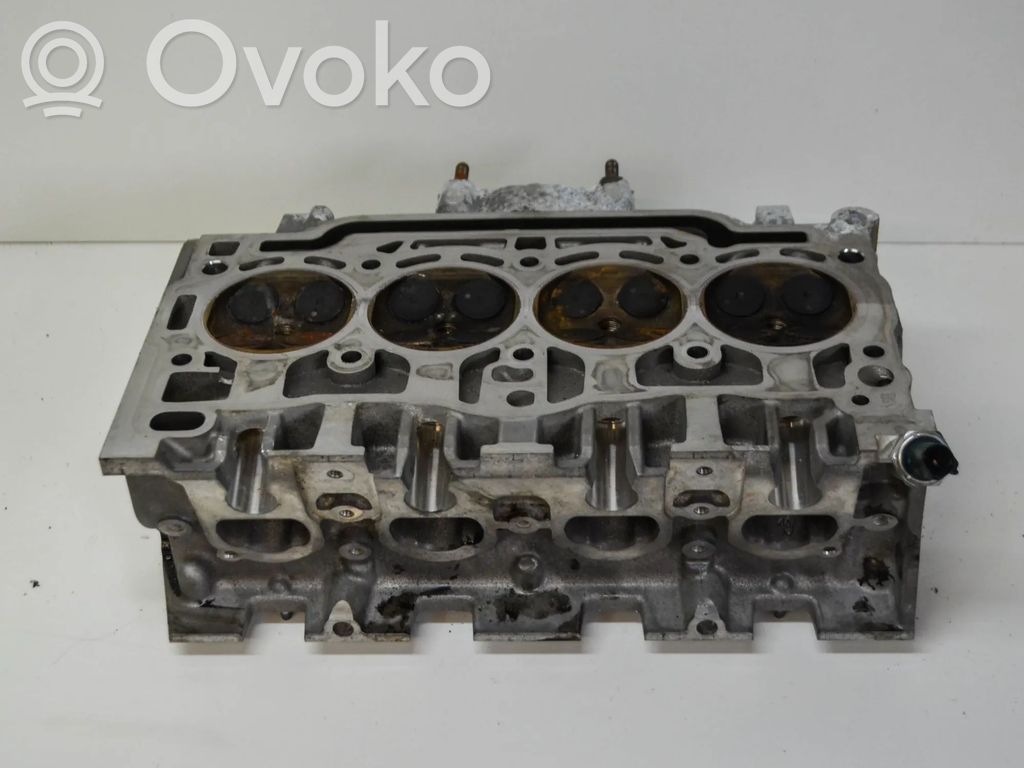Volkswagen Jetta VII Culata del motor 