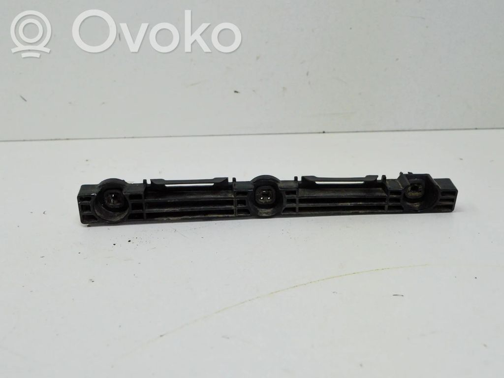Etupuskurin kannake   100369300A
