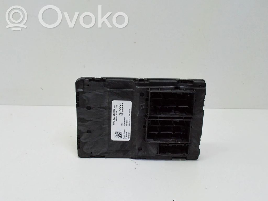Audi A4 S4 B9 8W Module de contrôle carrosserie centrale 