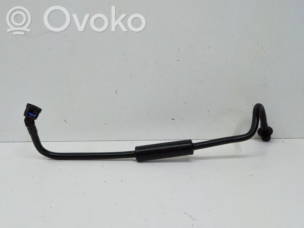 BMW 3 F30 F35 F31 Wąż / Rurka odpowietrznika 