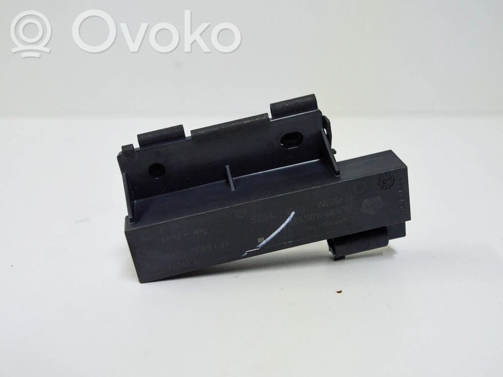 Antenne des Keyless-Systems   68067753AA
