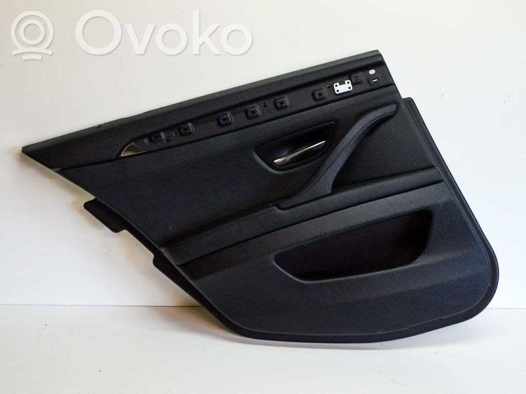 BMW 5 F10 F11 Takaoven verhoilu