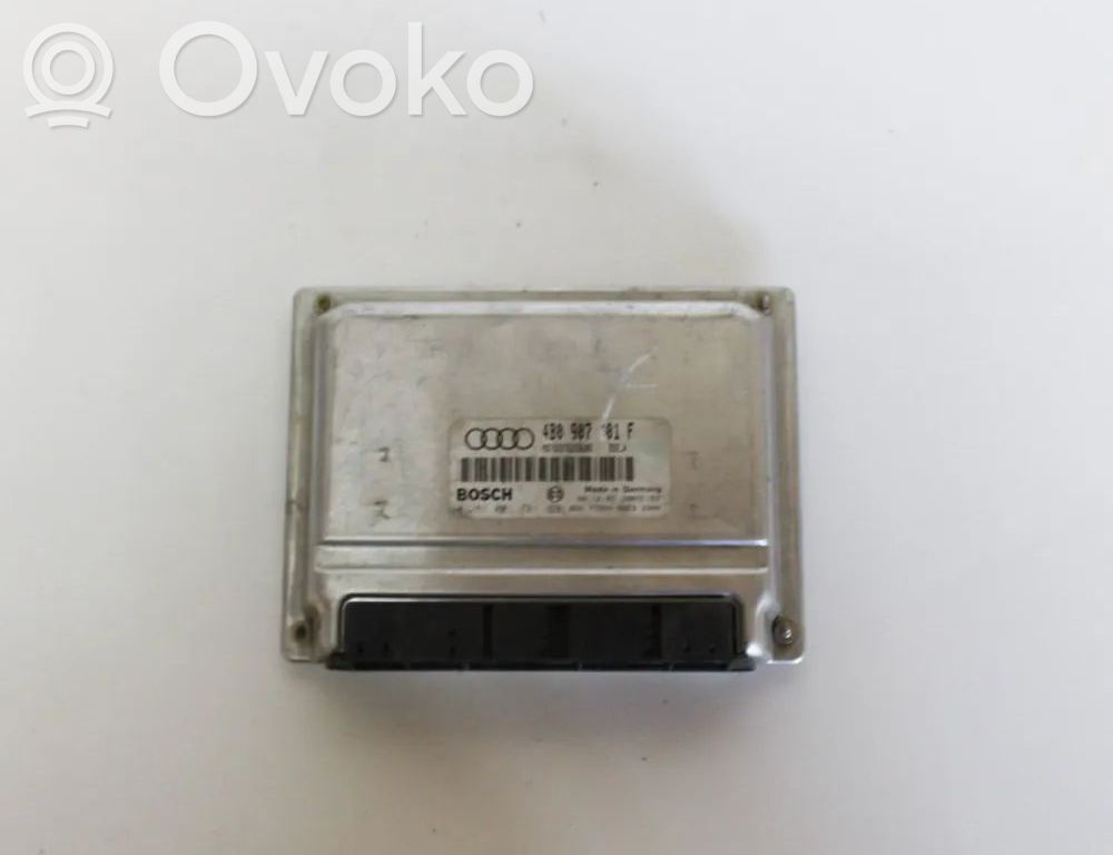 Audi A4 S4 B5 8D Moottorin ohjainlaite/moduuli 
