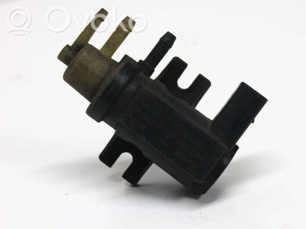 Audi A4 S4 B7 8E 8H Solenoid supapă turbosuflantă