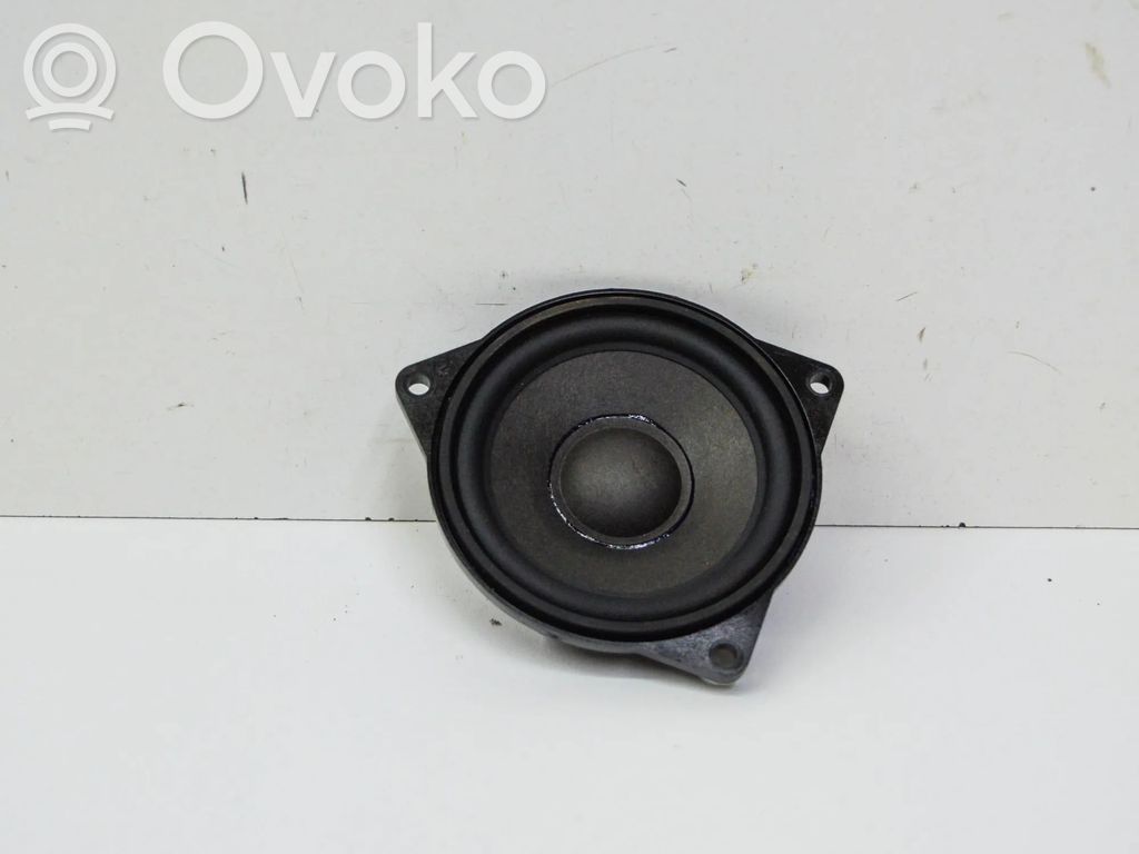 BMW 5 F10 F11 Difuzor în panou 