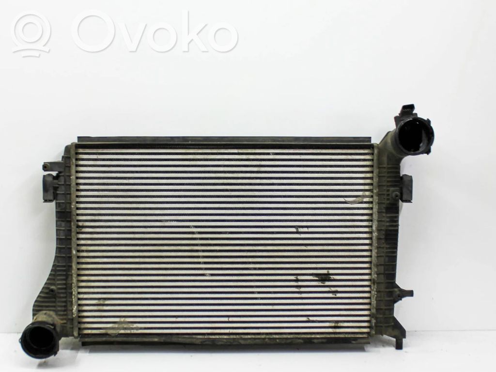 Volkswagen Touran I Radiatore intercooler