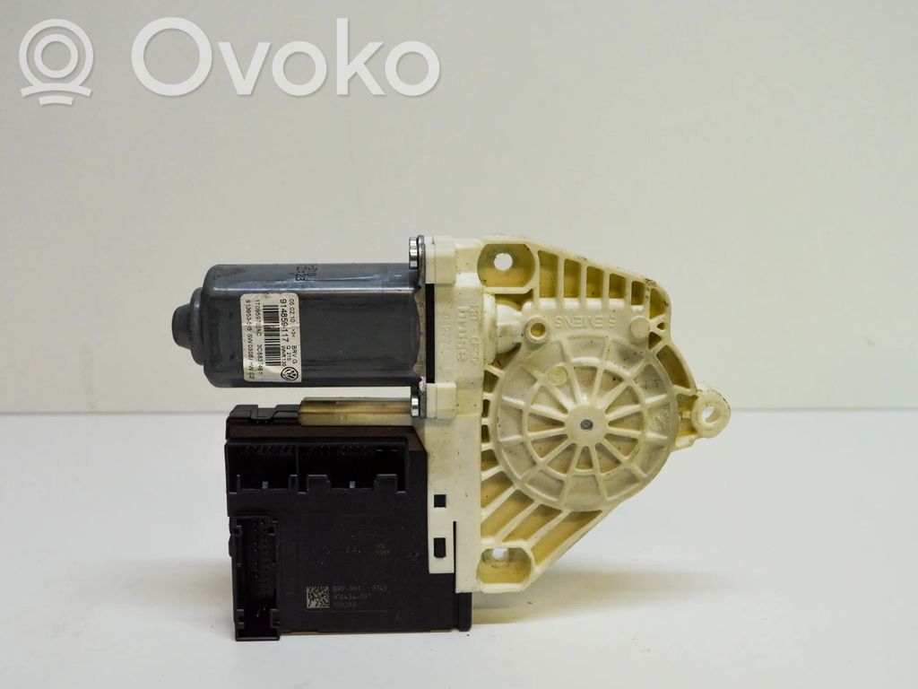 Volkswagen PASSAT CC Silnik regulatora szyby drzwi przednich 