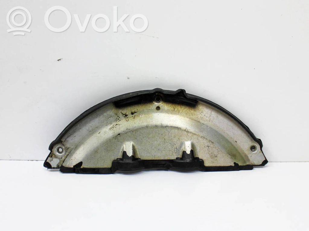 BMW 5 F10 F11 Muu moottoritilan osa