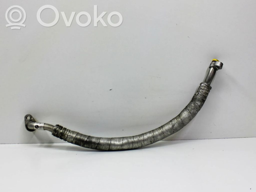 BMW X5 E70 Ilmastointilaitteen putki (A/C) 