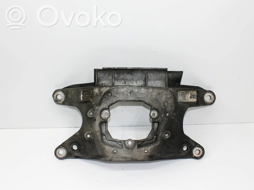 Audi A5 8T 8F Halterung Lager Getriebe 