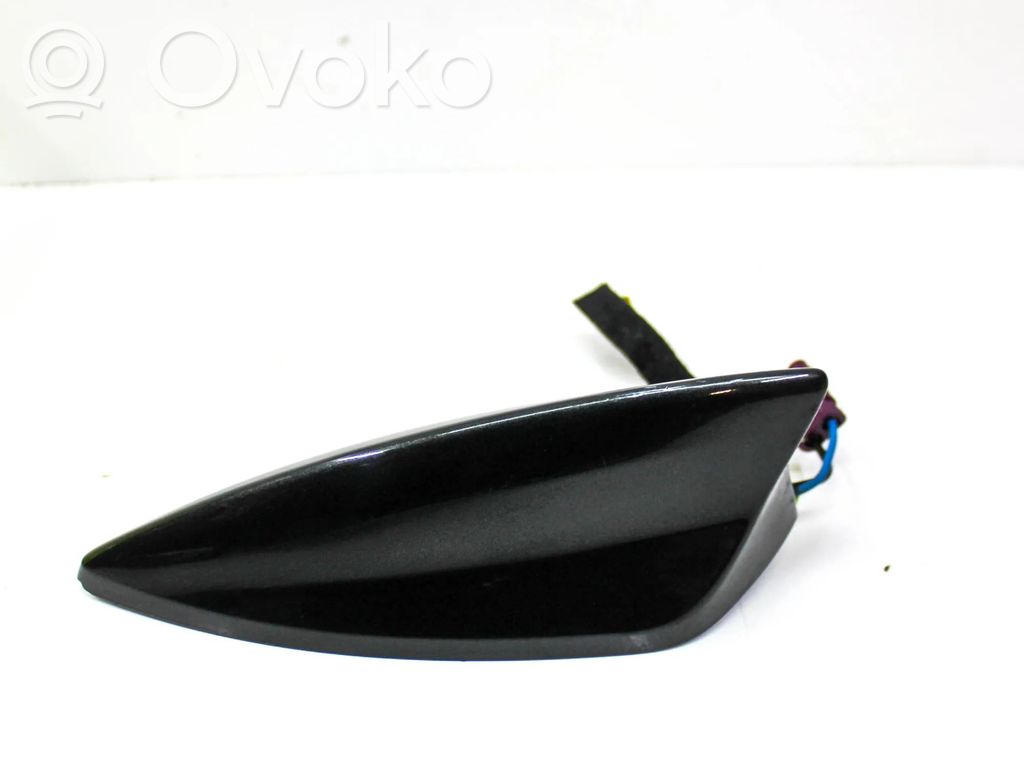Chevrolet Camaro Antena GPS 