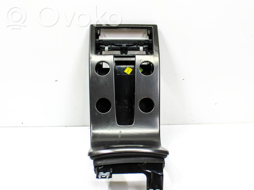 Volvo C30 Kita centrinė konsolės (tunelio) detalė 