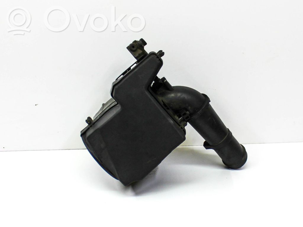 Volvo C30 Obudowa filtra powietrza 