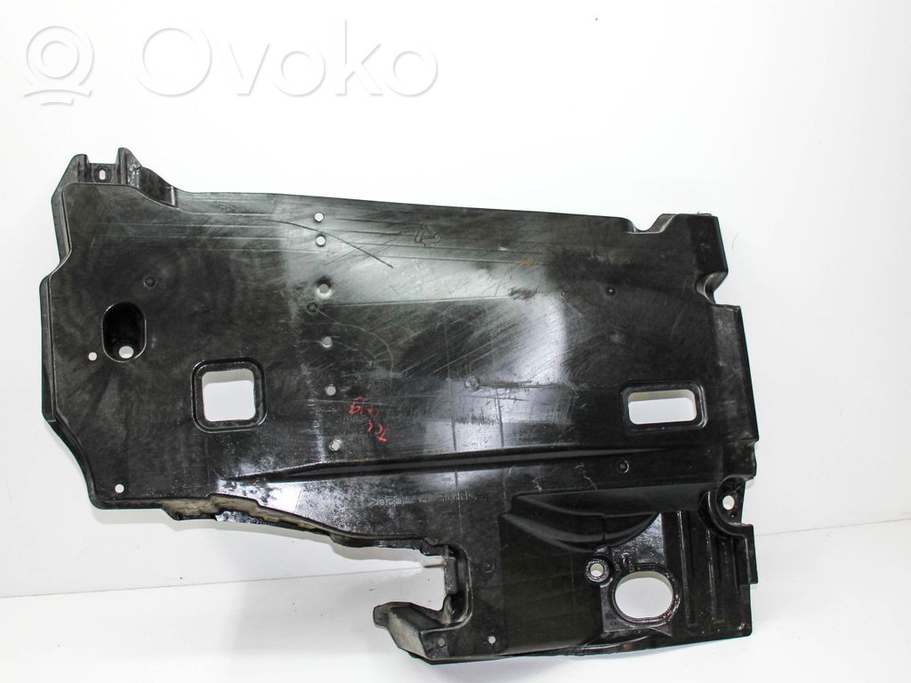 Toyota Corolla E210 E21 Dugno apsauga 