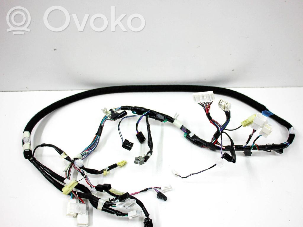 Toyota Corolla E210 E21 Arnés de cableado de la puerta trasera/maletero 