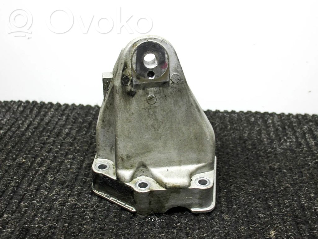 Support, suspension du moteur   21826J5200