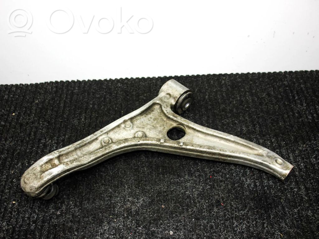 Mercedes-Benz A W177 Braccio di controllo sospensione anteriore inferiore/braccio oscillante
