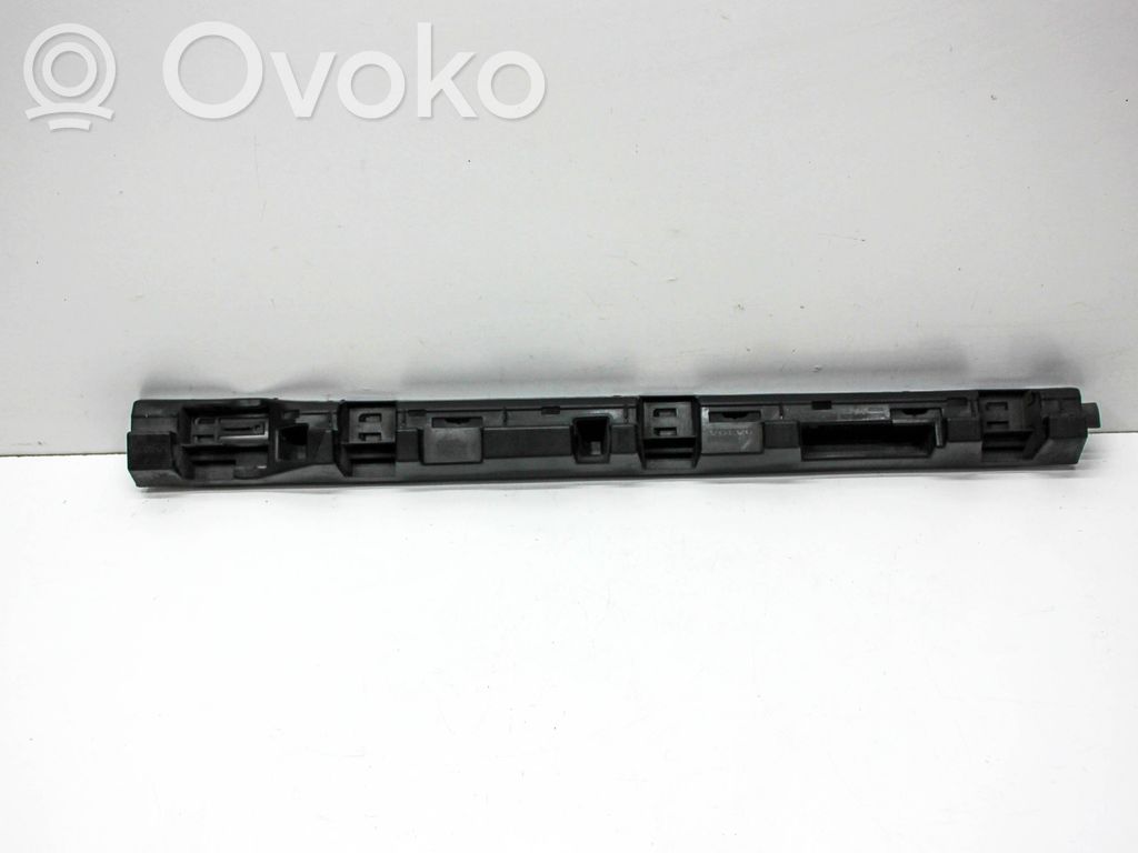 Volvo V60 Sill/side skirt trim 