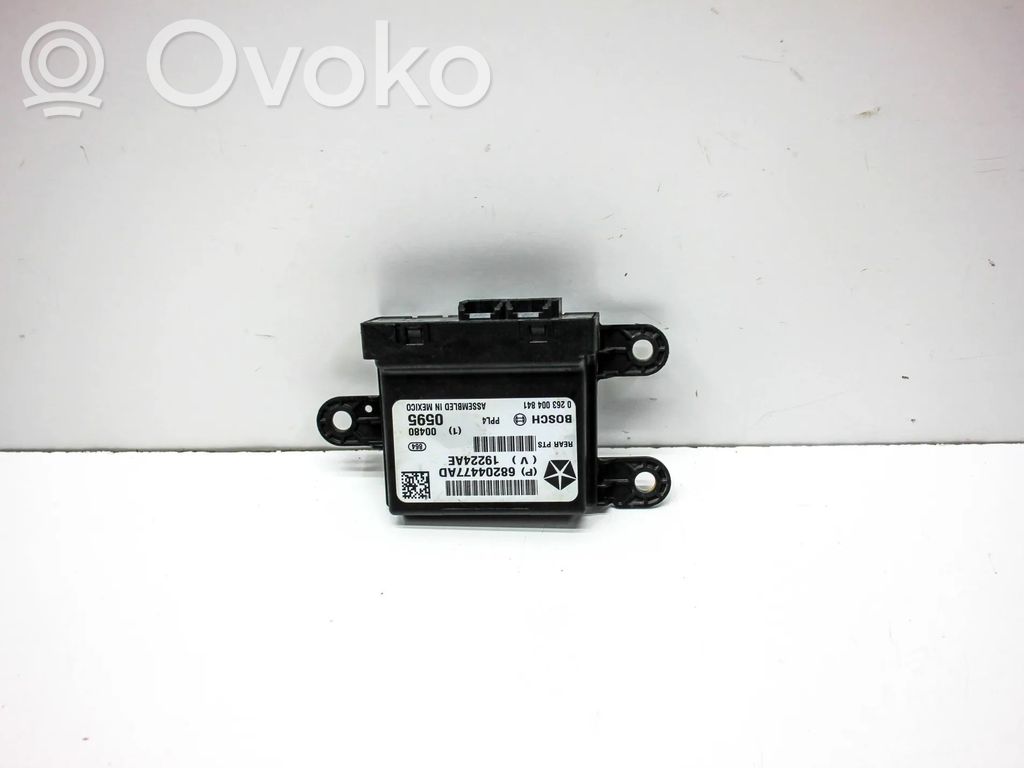 Dodge Durango III Pysäköintitutkan (PCD) ohjainlaite/moduuli 